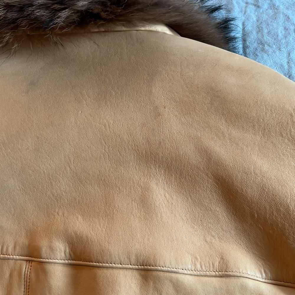 Vintage Leather Coat - Picture 9 of 11